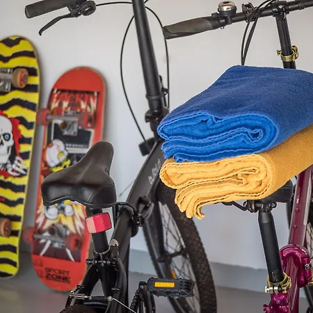 Surf By Laneez Ericeira