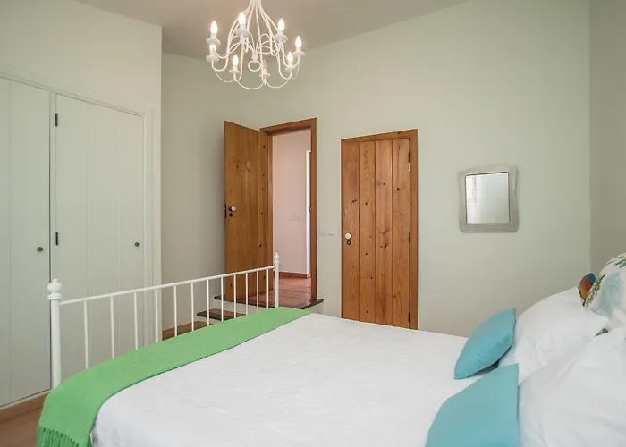 Hostel Surf By Laneez Ericeira