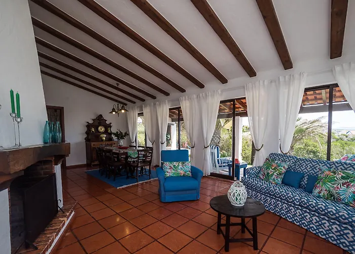 Surf By Laneez Hostel Ericeira